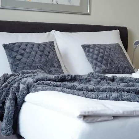 Hradbova Old Town & מלון קושיצה