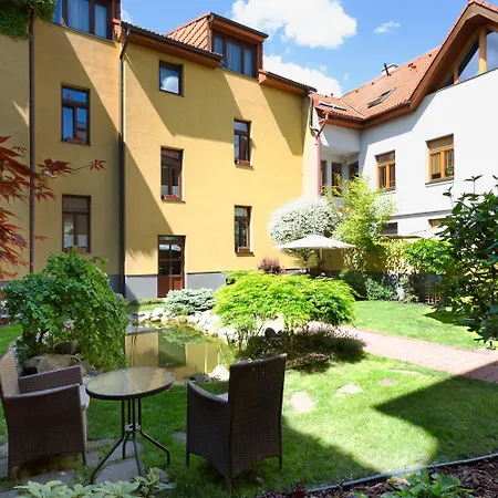 Hradbova Old Town & Hotel Košice