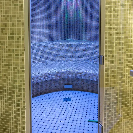 Hradbova Old Town & 3*