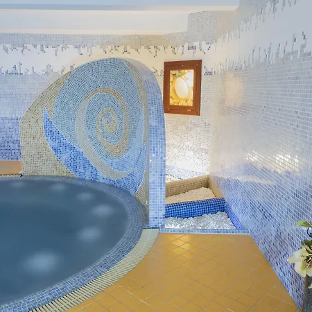 Hradbova Old Town & 3*