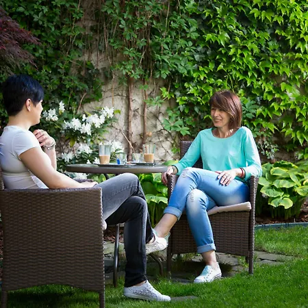 Hradbova Old Town & Отель 3*