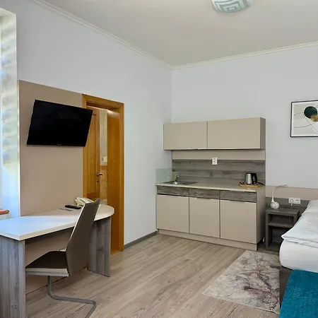 Hradbova Old Town & קושיצה