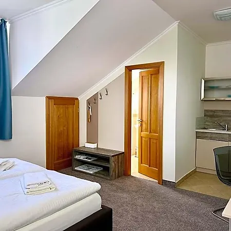 Hotel Hradbova Old Town & Koszyce