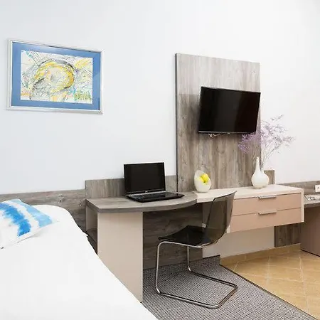 Hotel Hradbova & Košice